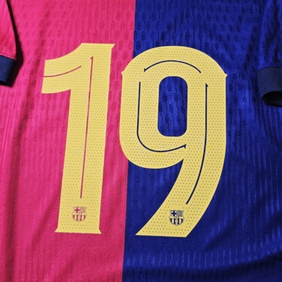 2025 NIKE AUTHENTIC FC BARCELONA #19 LAMINE YAMAL MATCH JERSEY DRI-FIT ADV - Picture 10 of 10